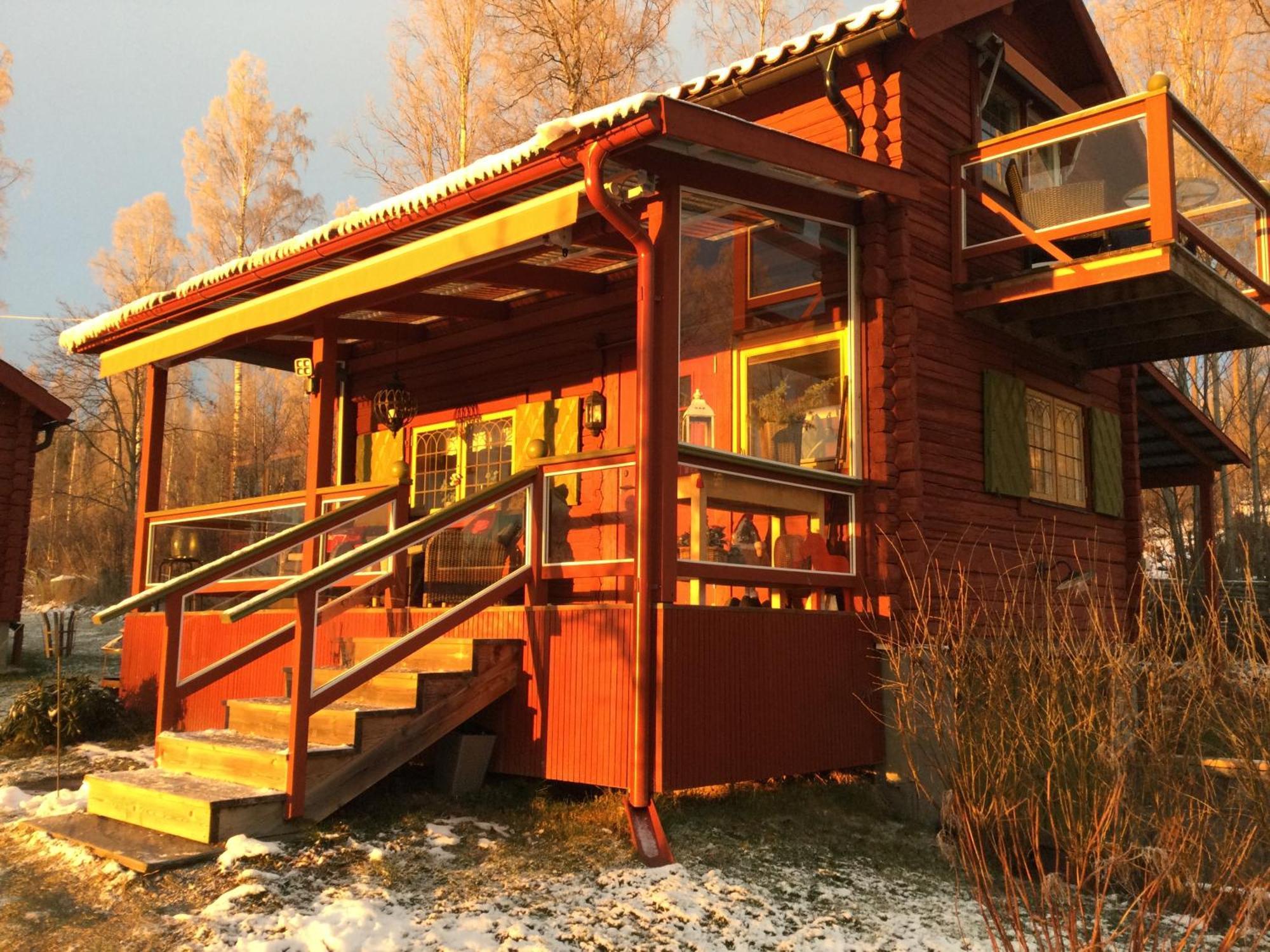 Mysigt Boende I Raettvik Med Utsikt Oever Siljan Exterior photo